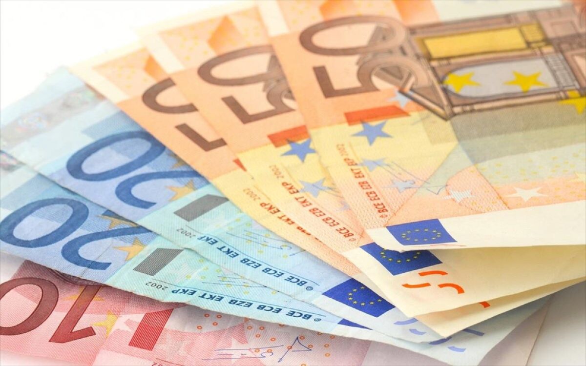 ΙΕΚ: Ξεκινούν οι αιτήσεις για το φοιτητικό στεγαστικό επίδομα των 1.500 ευρώ